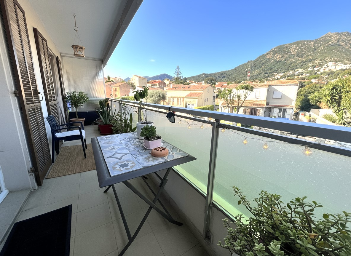 BIGUGLIA - T3 rénové, lumineux et proche de tout : le coup de cœur assuré