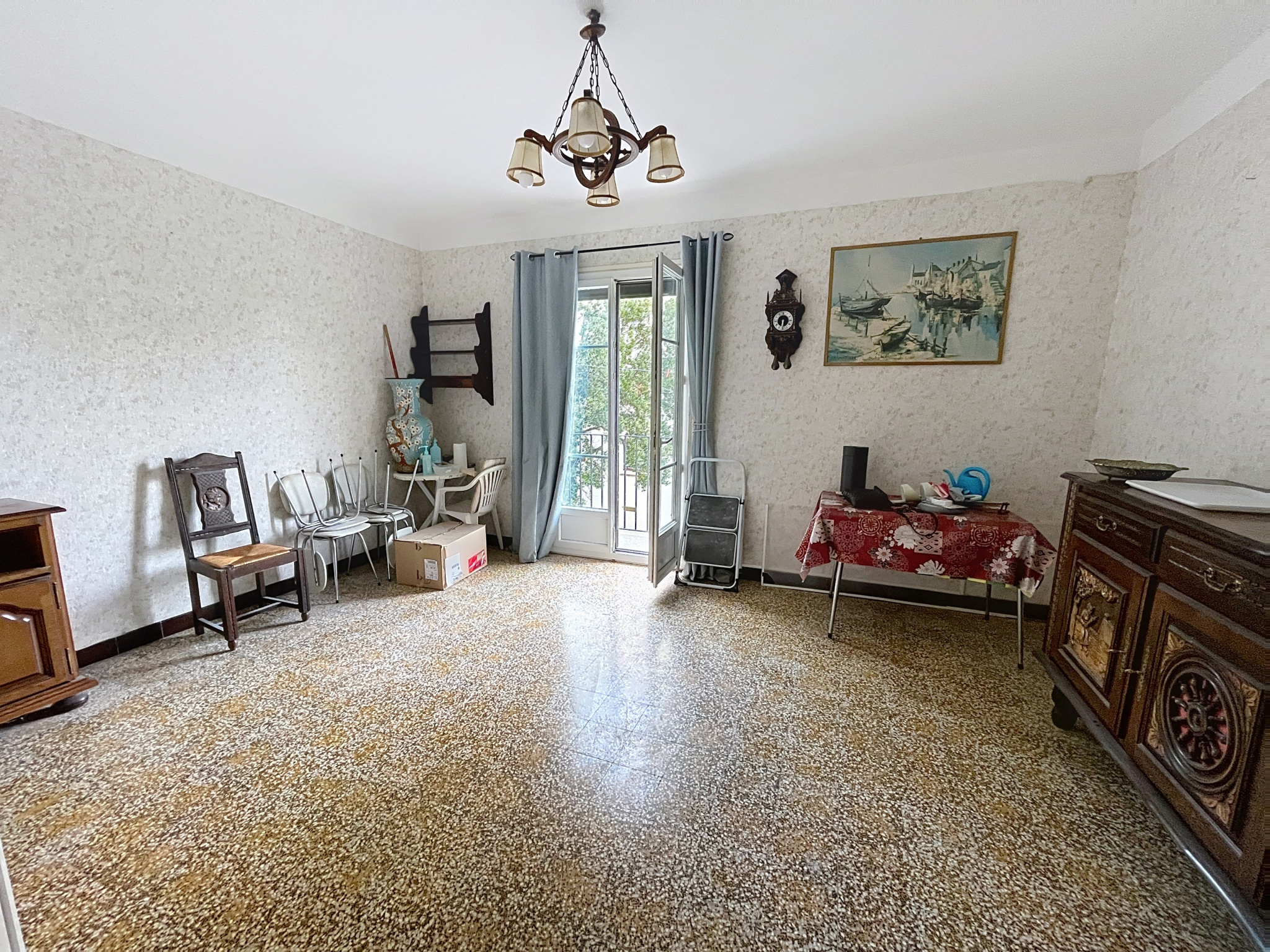 À VENDRE   F3 de 66 m2 avec cave et parking