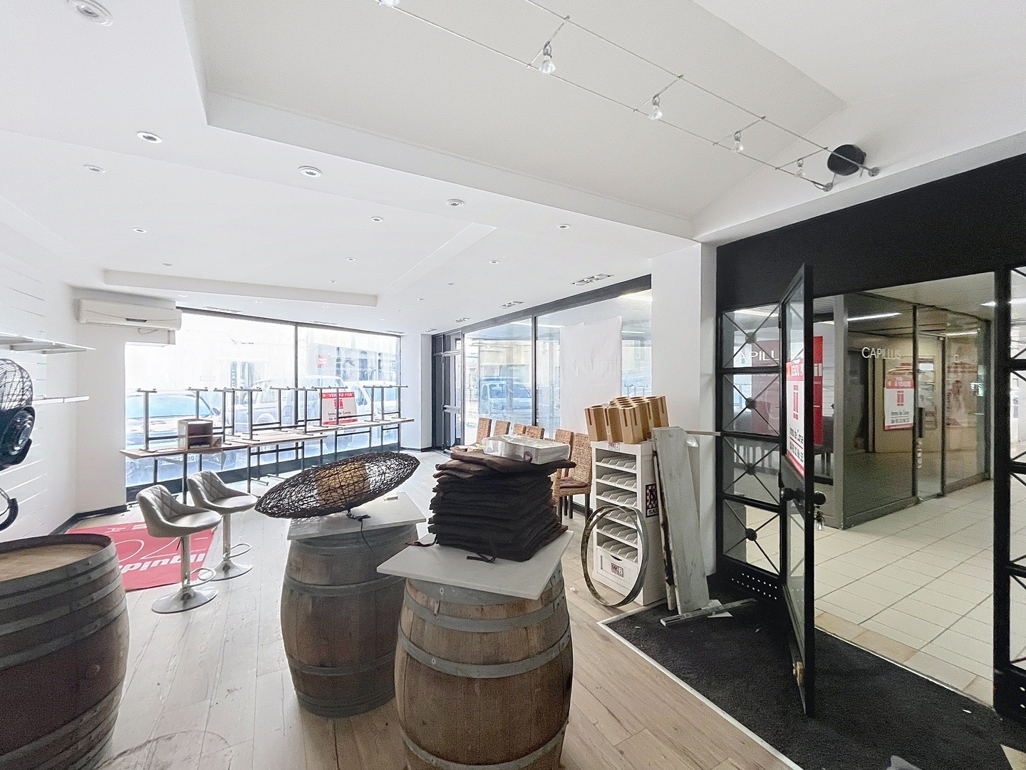 BASTIA CENTRE VILLE - MURS COMMERCIAUX DE 104M2 - local vide de toute occupation