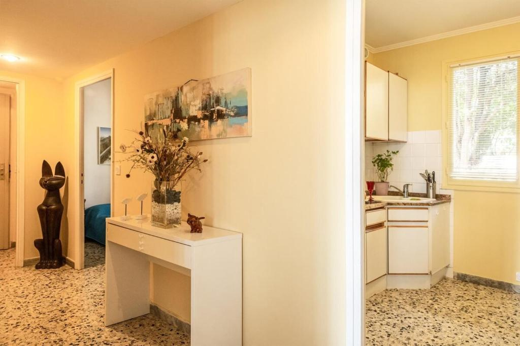 À VENDRE   Appartement F4, 89m2 avec terrasse de 100m2 et vue mer, Erbalunga village