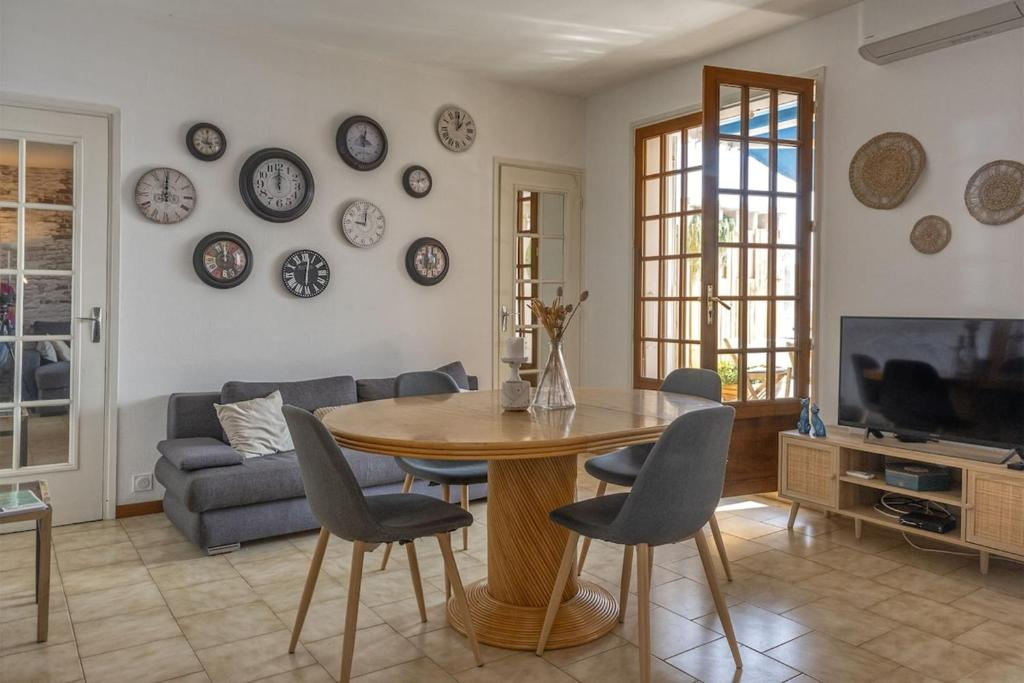À VENDRE   Appartement F4, 89m2 avec terrasse de 100m2 et vue mer, Erbalunga village