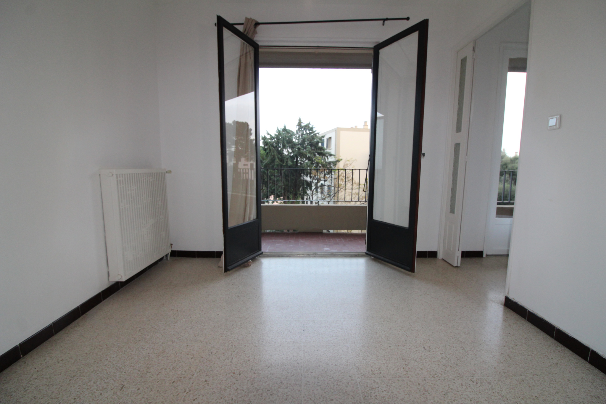 BASTIA - TOGA 3 PIECES AVEC PARKING ET CAVE