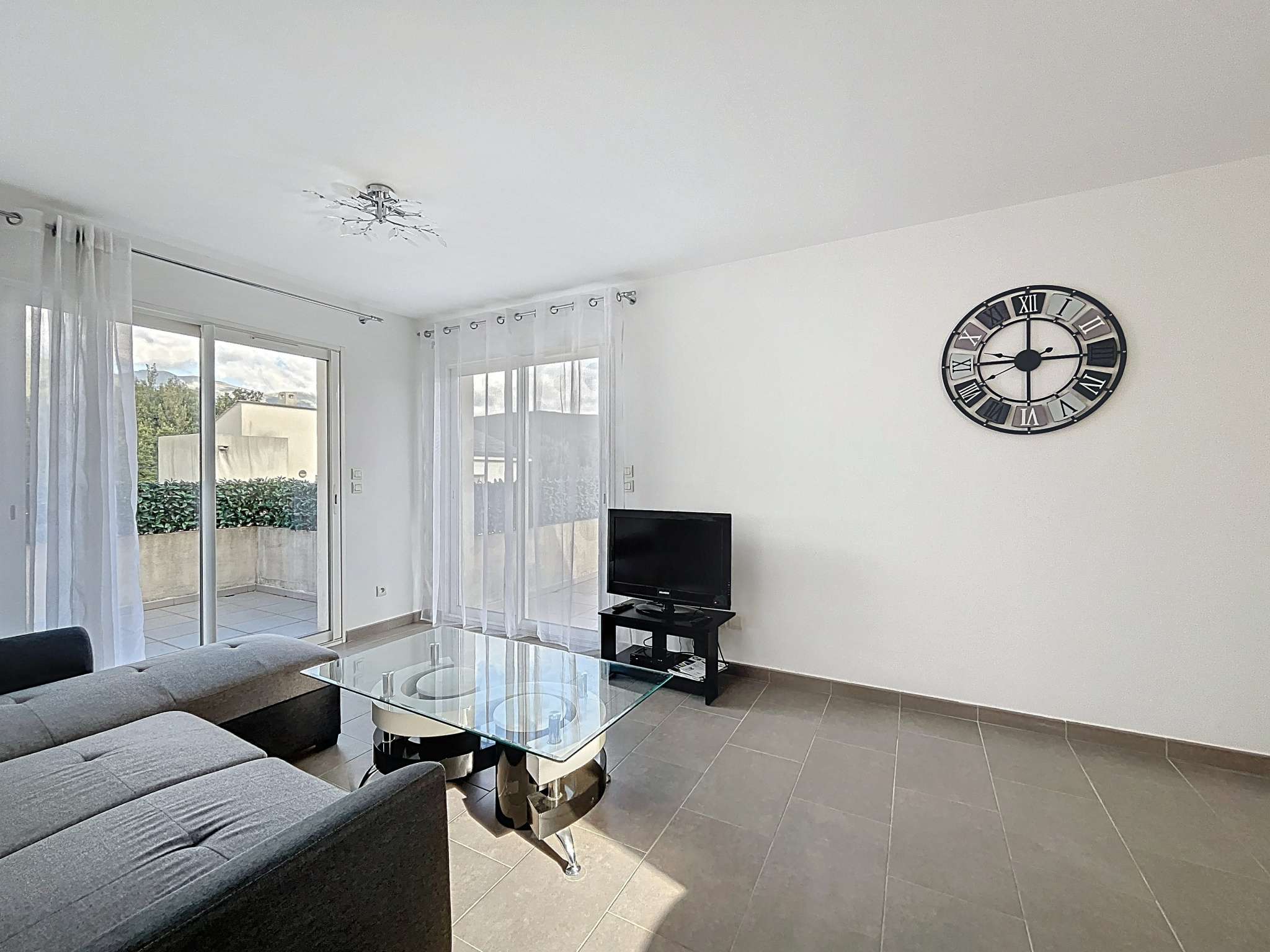 À vendre en exclusivité   Appartement F3 avec terrasses à Sisco (Cap Corse)