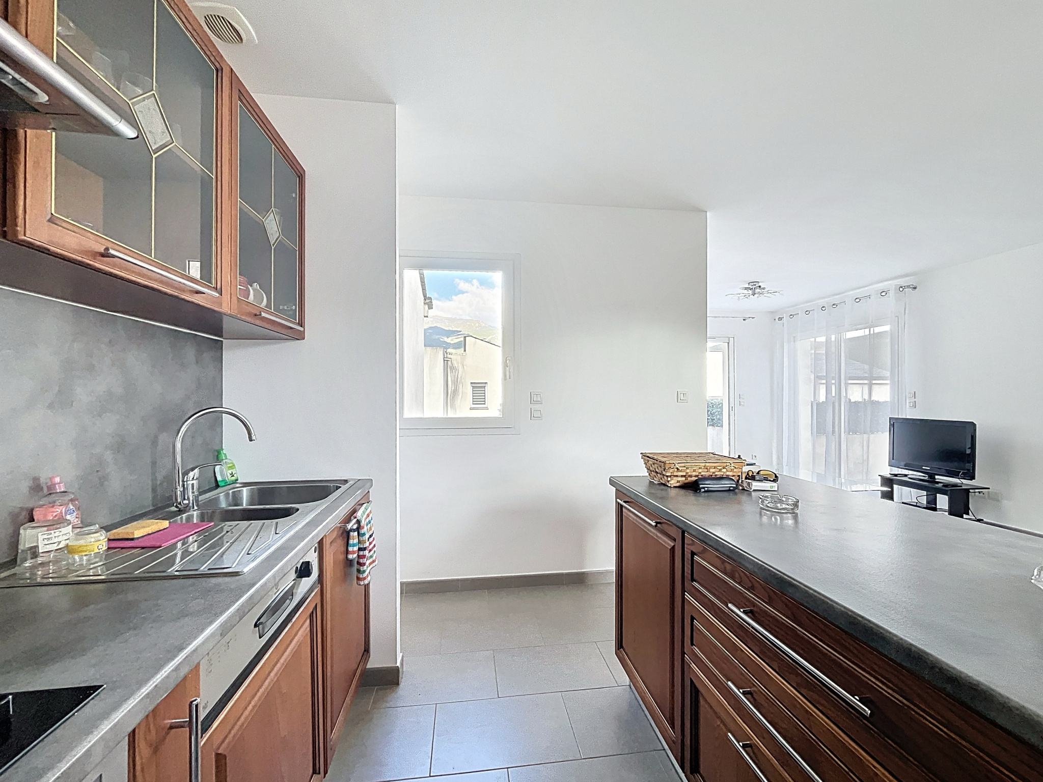 À vendre en exclusivité   Appartement F3 avec terrasses à Sisco (Cap Corse)