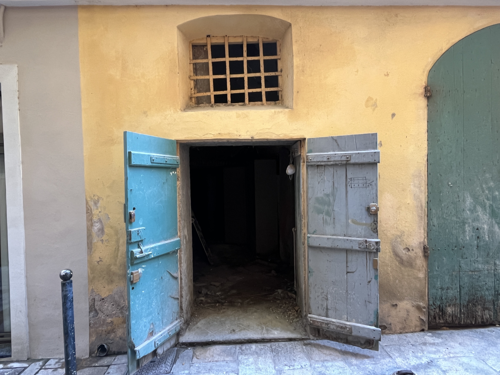 BASTIA - CENTRE VILLE - RUE CARBUCCIA