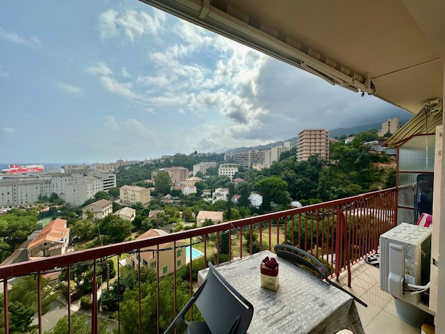 Bastia - Ville di pietrabugno F4 AVEC GARAGE