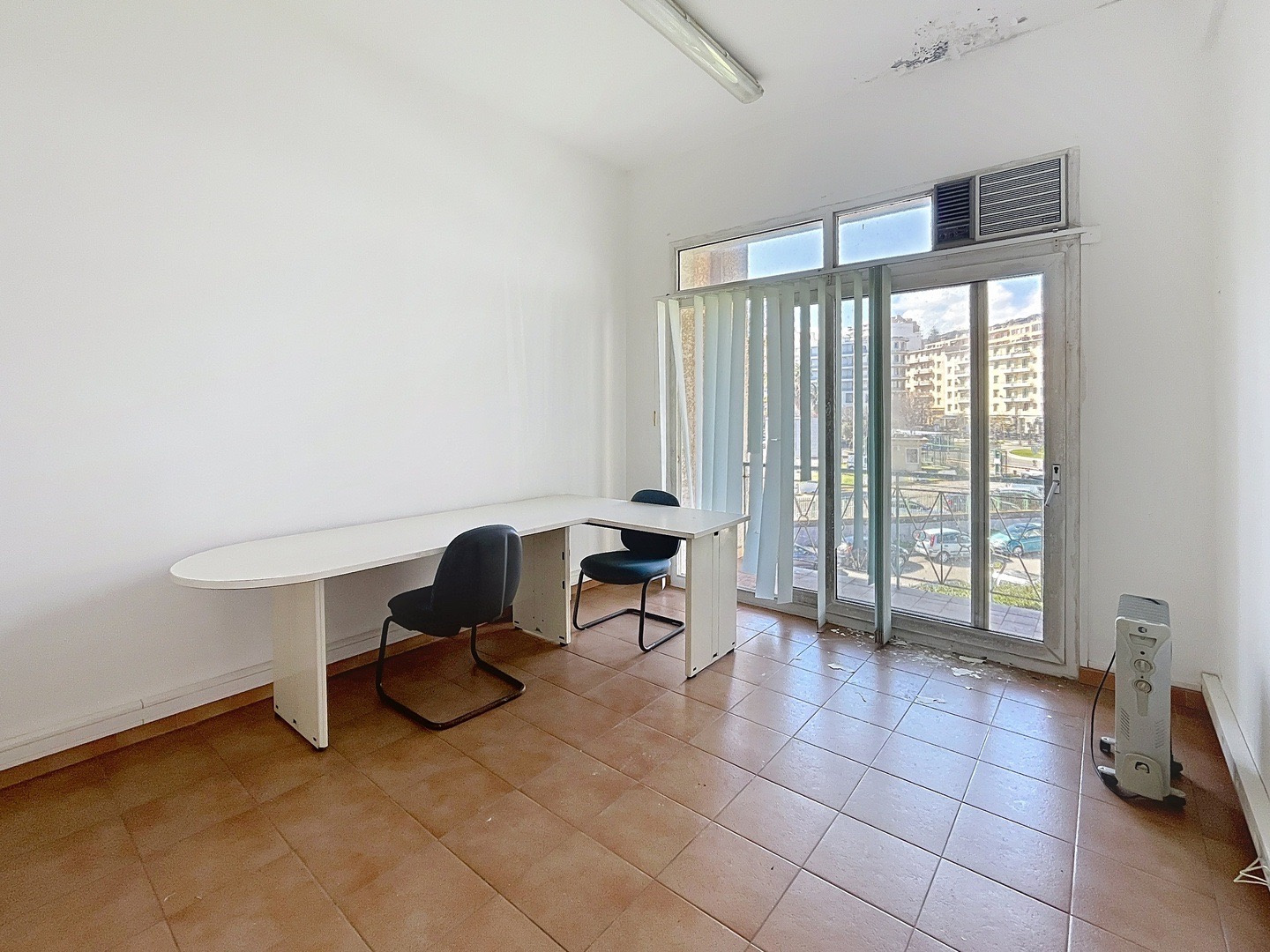 PORT DE TOGA - LOCAL 18m2