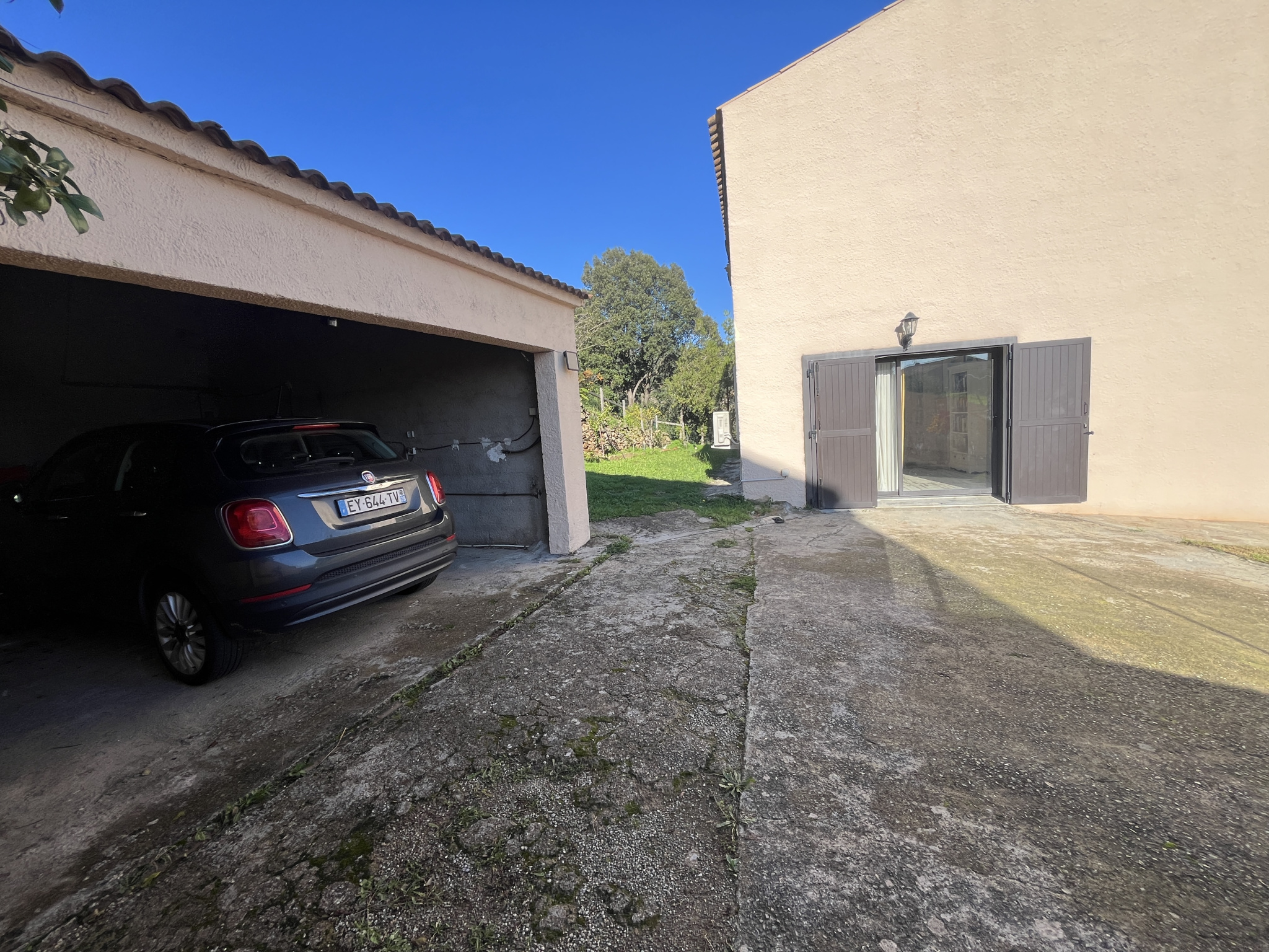 VILLA DE 200M2 SUR LES HAUTEURS DE BASTIA