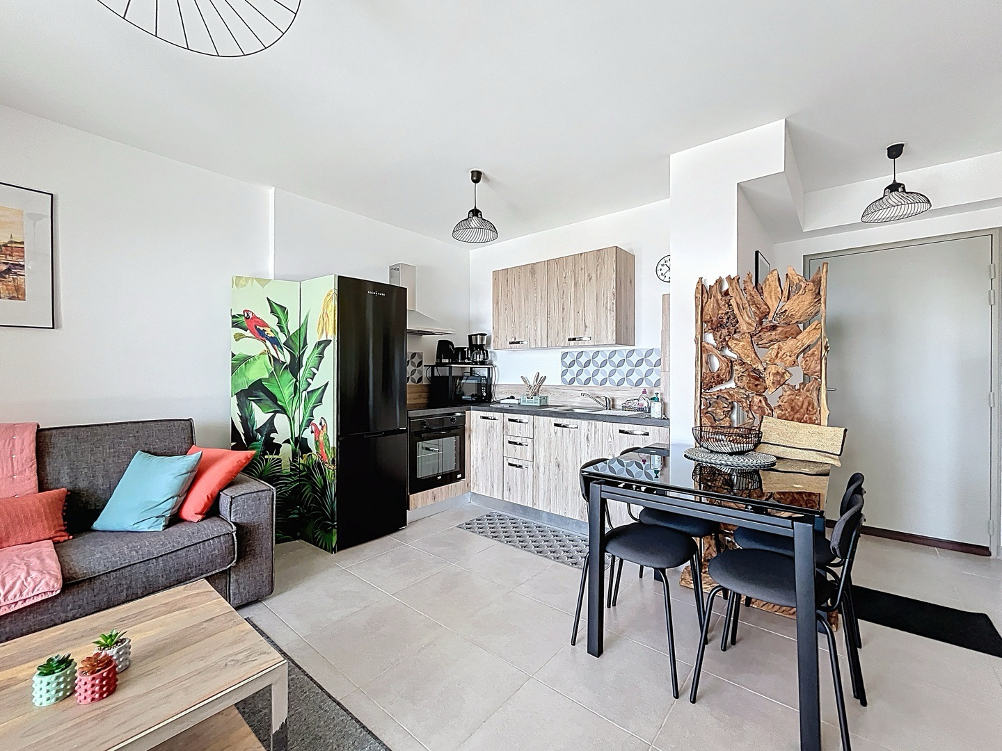 À vendre   Appartement F2 récent avec terrasse vue mer au Macchione, Bastia