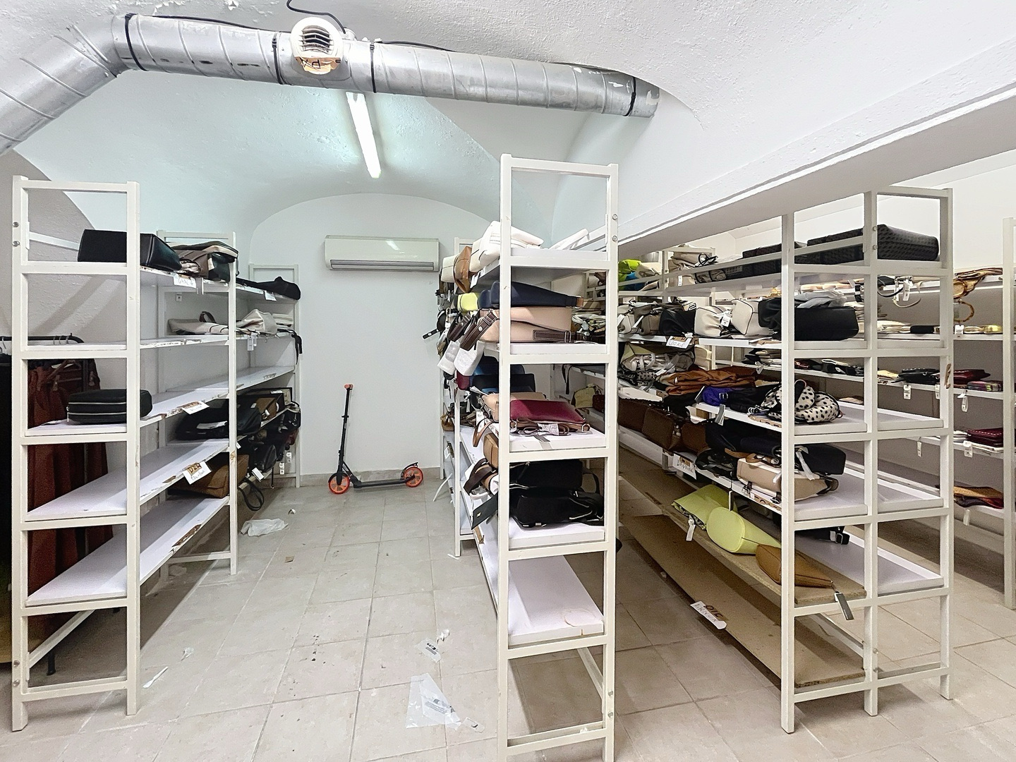 À VENDRE   DROIT AU BAIL LOCAL COMMERCIAL   BASTIA CENTRE (Bd Paoli)