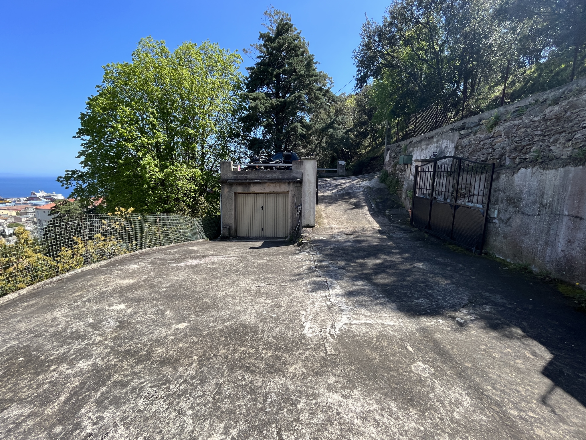 BASTIA - SAINT-ANTOINE F4 avec terrain de 800m2