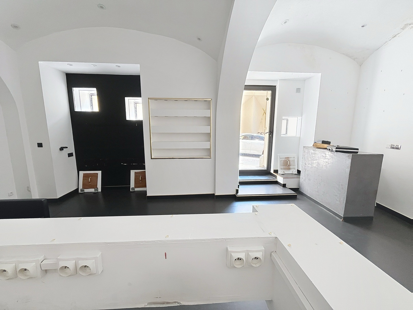 BASTIA CENTRE-VILLE  VENTE DE MURS COMMERCIAUX