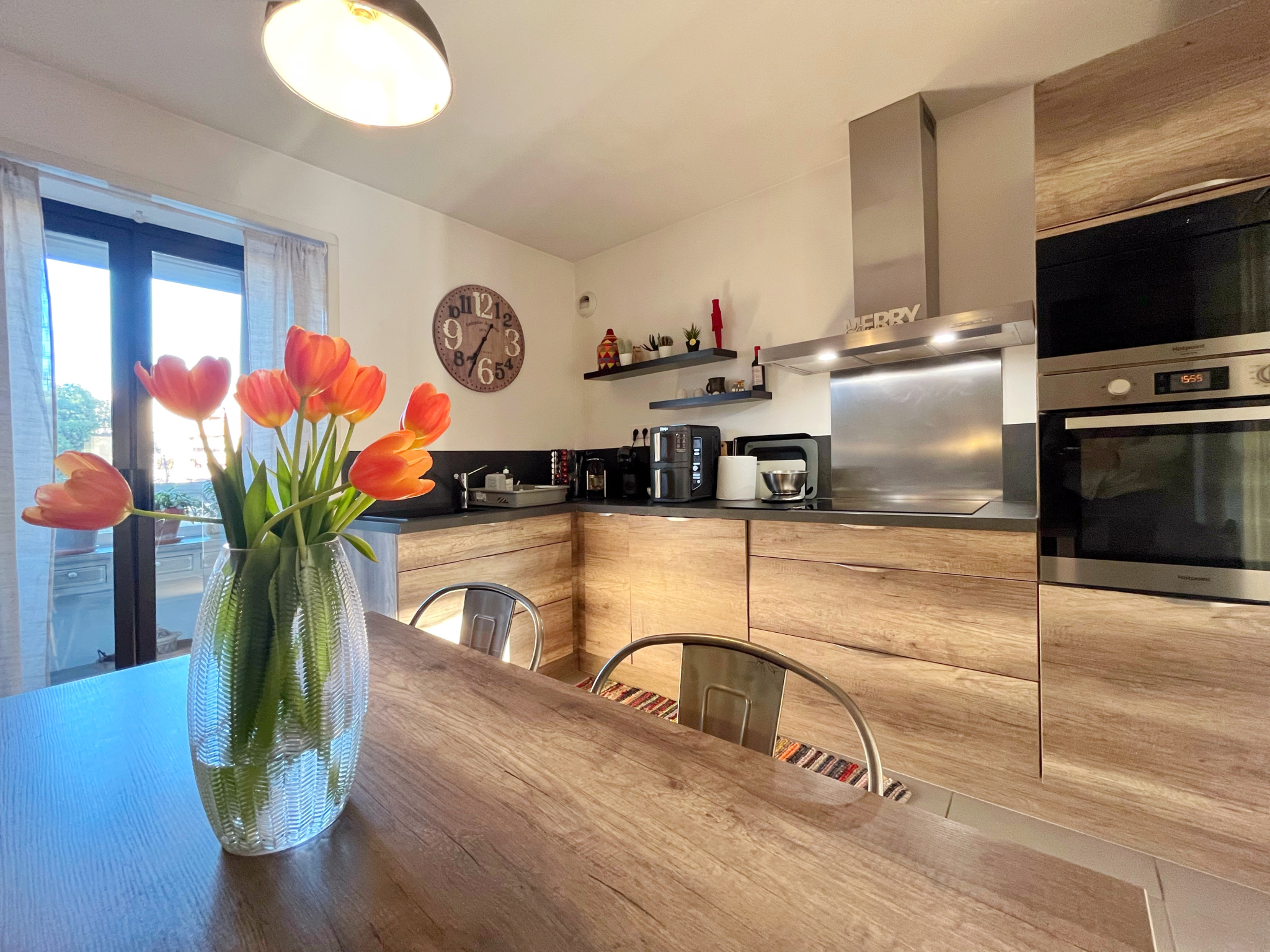 Quartier Pietralba, Élégant appartement T3 de 80 m2 avec terrasse et vue sur parc   Ajaccio