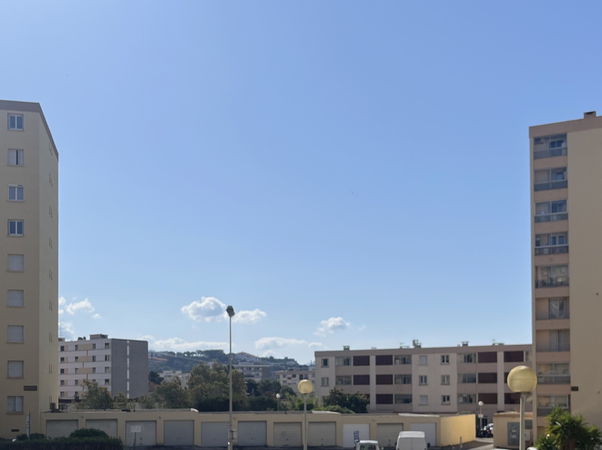 AJACCIO - GRAND F3 ENTREE DE VILLE DE 72M2