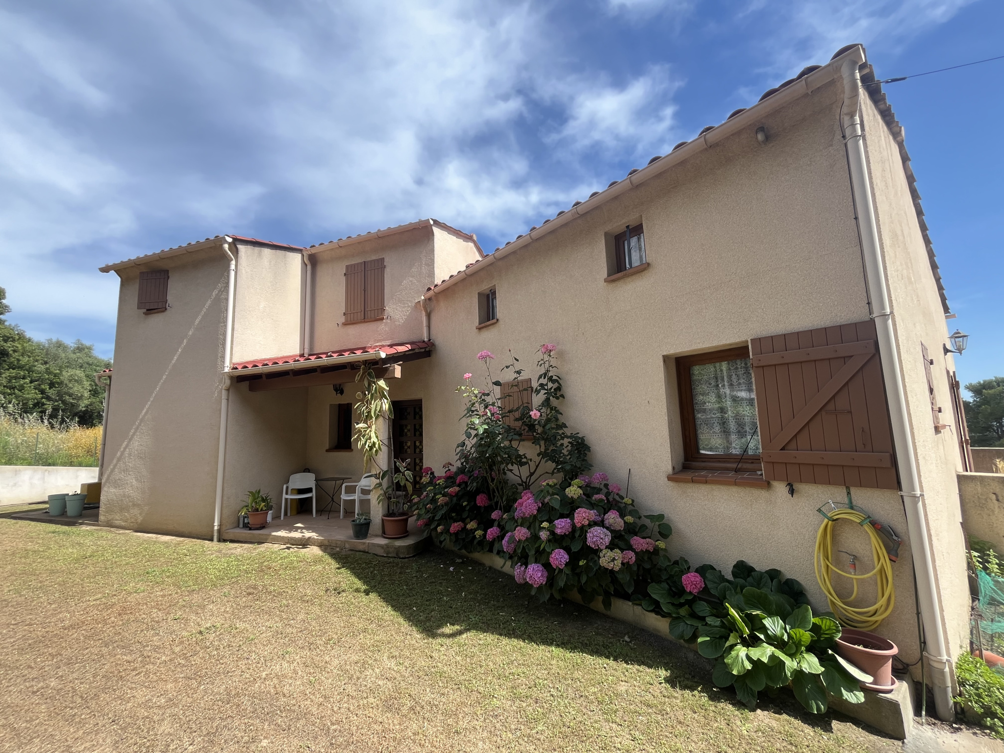 AFA -  VILLA DE CHARME INDIVIDUELLE AVEC UN TERRAIN DE 1500 M2