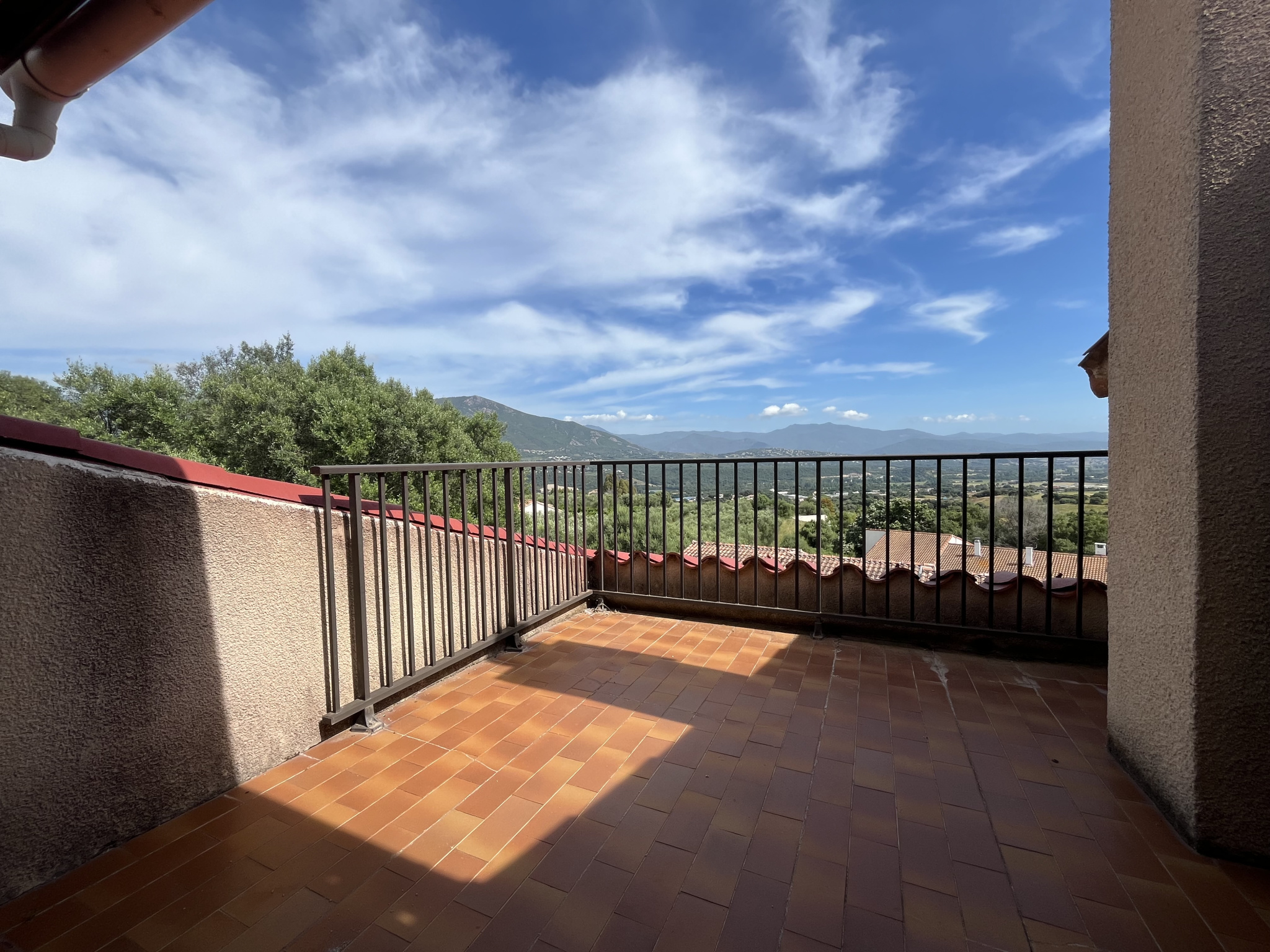 AFA -  VILLA DE CHARME INDIVIDUELLE AVEC UN TERRAIN DE 1500 M2