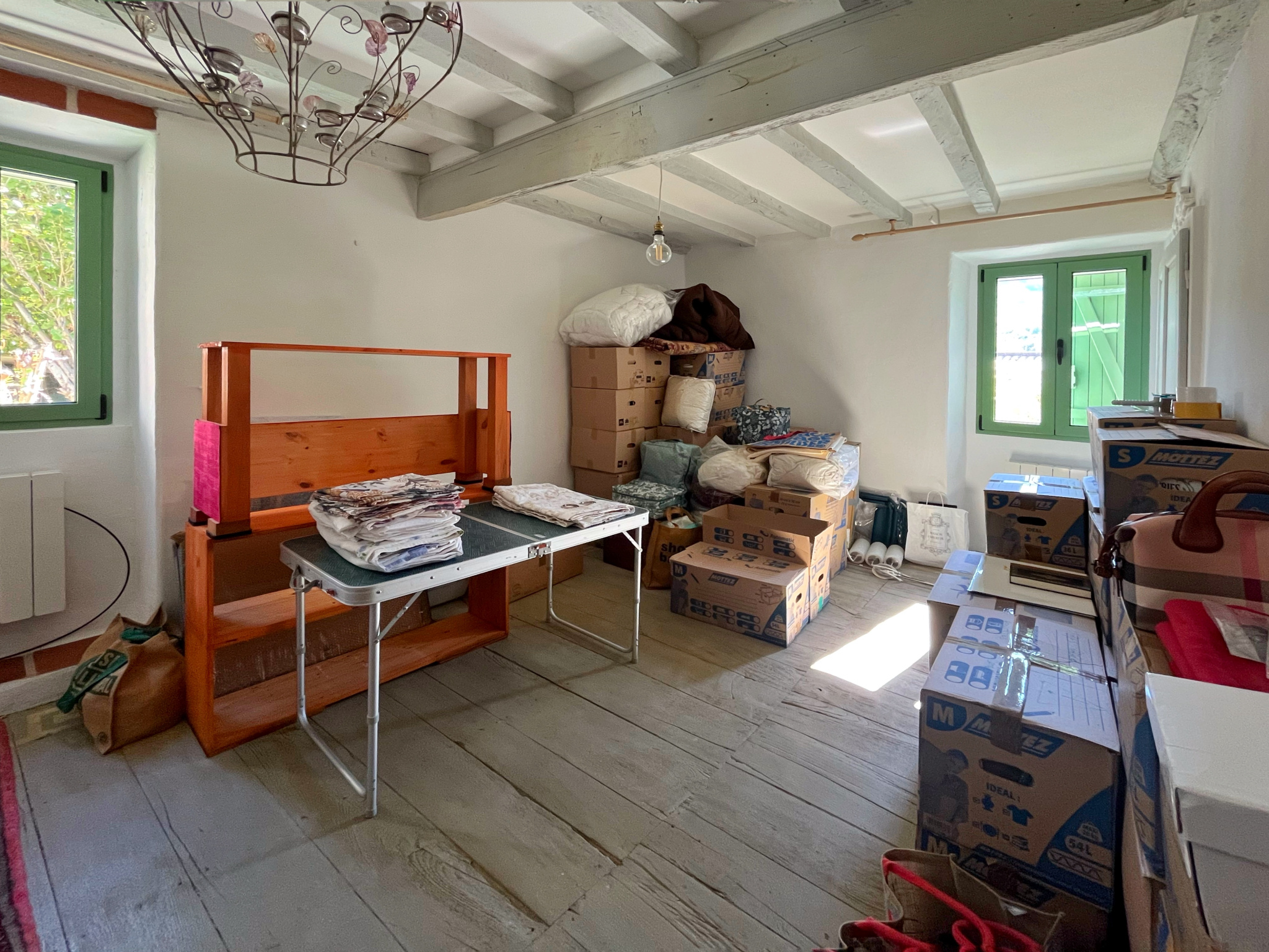 Maison en pierre au cœur de Bastelica : charme, authenticité et art de vivre