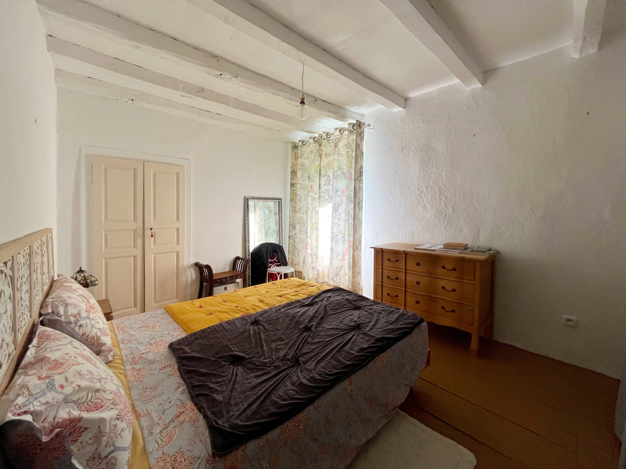 Maison en pierre au cœur de Bastelica : charme, authenticité et art de vivre