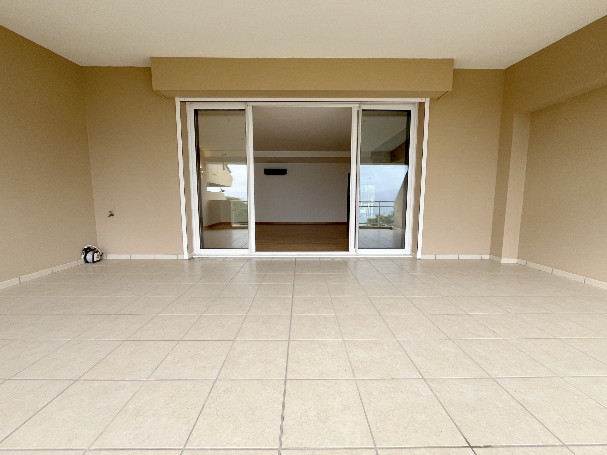 AJACCIO - SUPERBE DUPLEX DE 160 m2 -  ROUTE DES SANGUINAIRES BARBICAJA