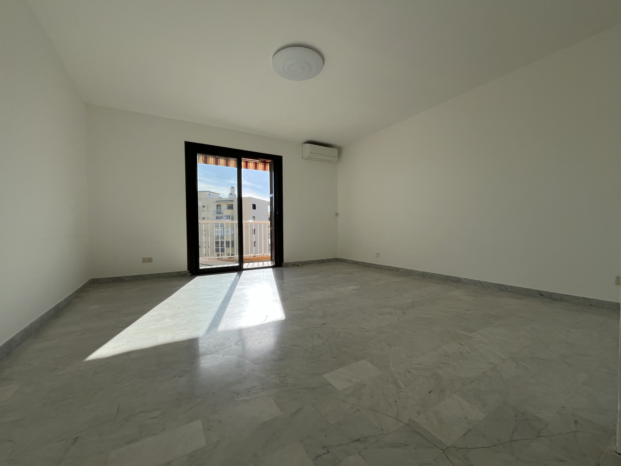 AJACCIO - T3 PIETRALBA DE 77 M2  AU DERNIER ETAGE VUE PANORAMIQUE