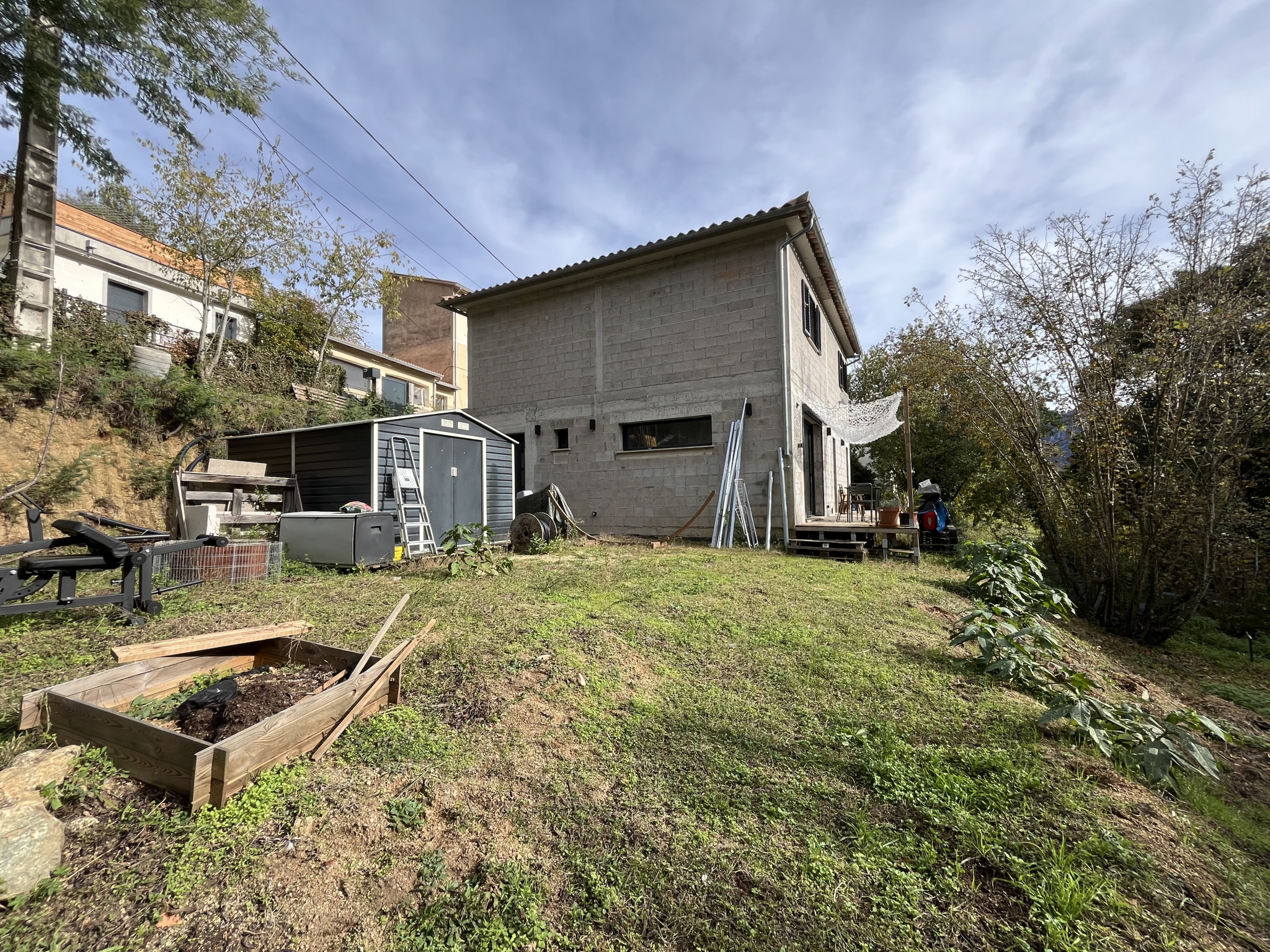 VICO - MAISON INDIVIDUELLE MODERNE DE 148 m2 AU COEUR DU VILLAGE