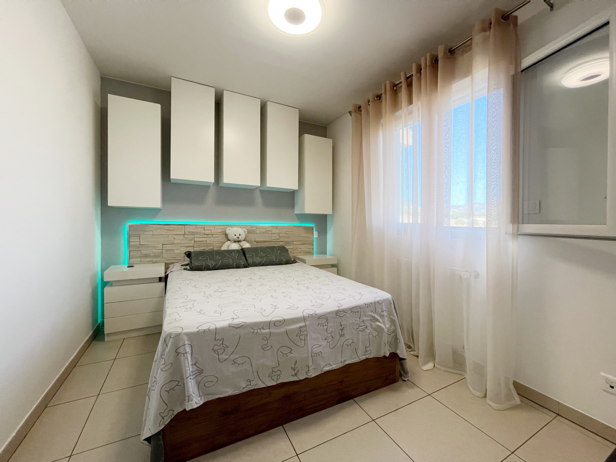 4 pièces 80 m2 récent avec terrasse de 12m2