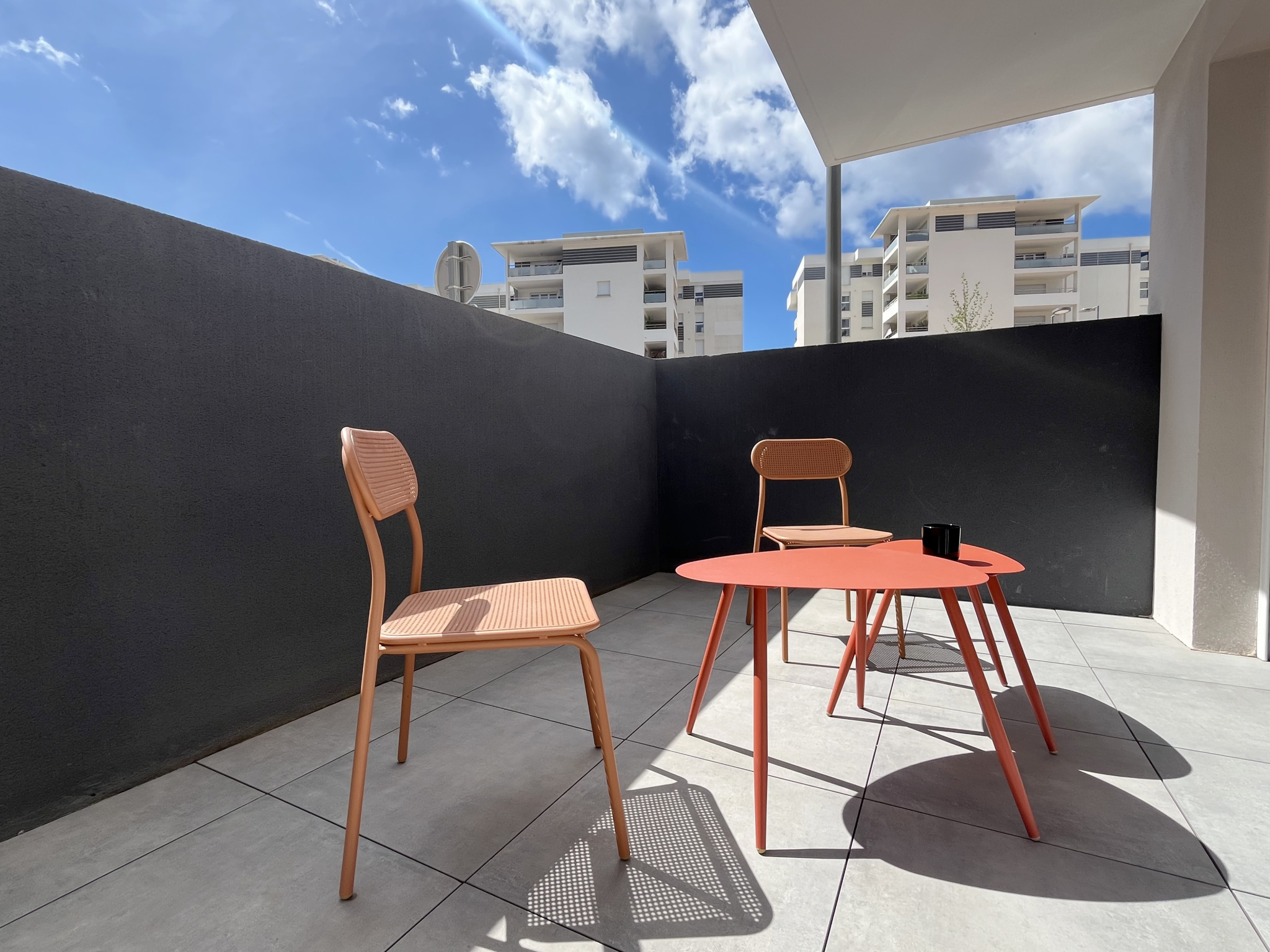 AJACCIO - STUDIO DE 32 M2 AVEC TERRASSE DE 10M2