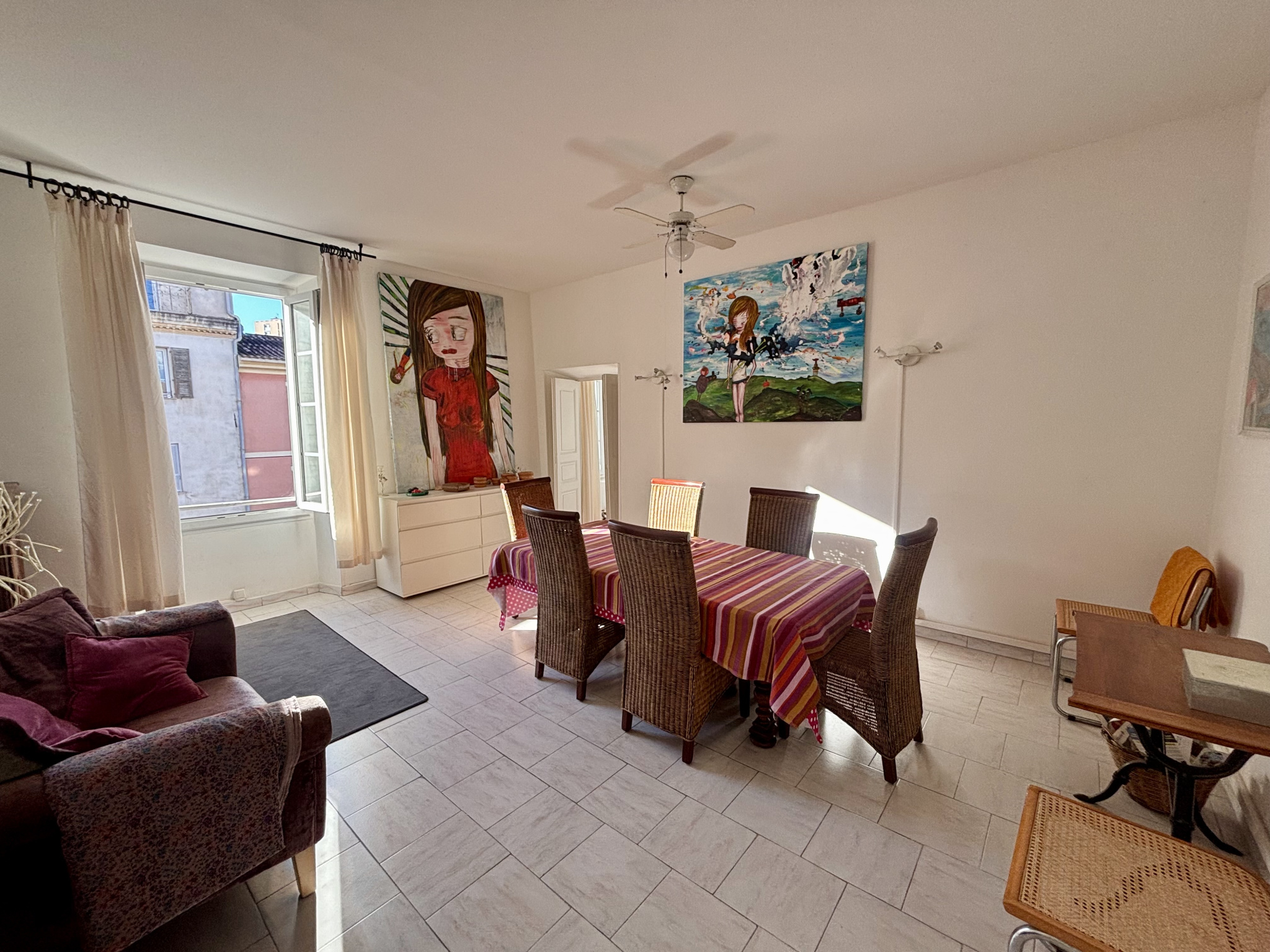 Cours Napoleon/Fesch, 4/5 pièces 110m2 en dernier étage