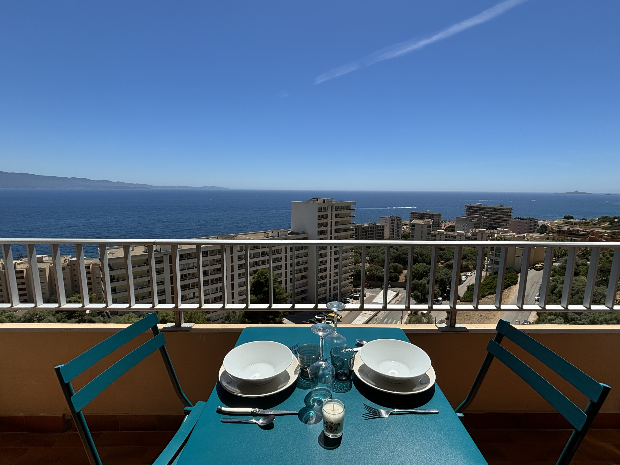 AJACCIO -  SUPERBE STUDIO AVEC VUE MER EXCEPTIONNELLE