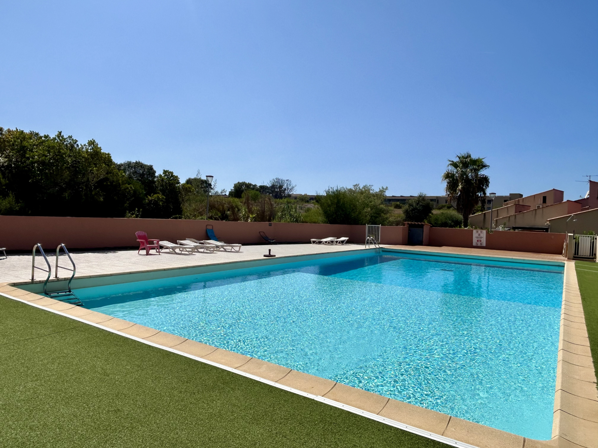 T2 MEZZANINE - 200M DE LA PLAGE D'AGOSTA