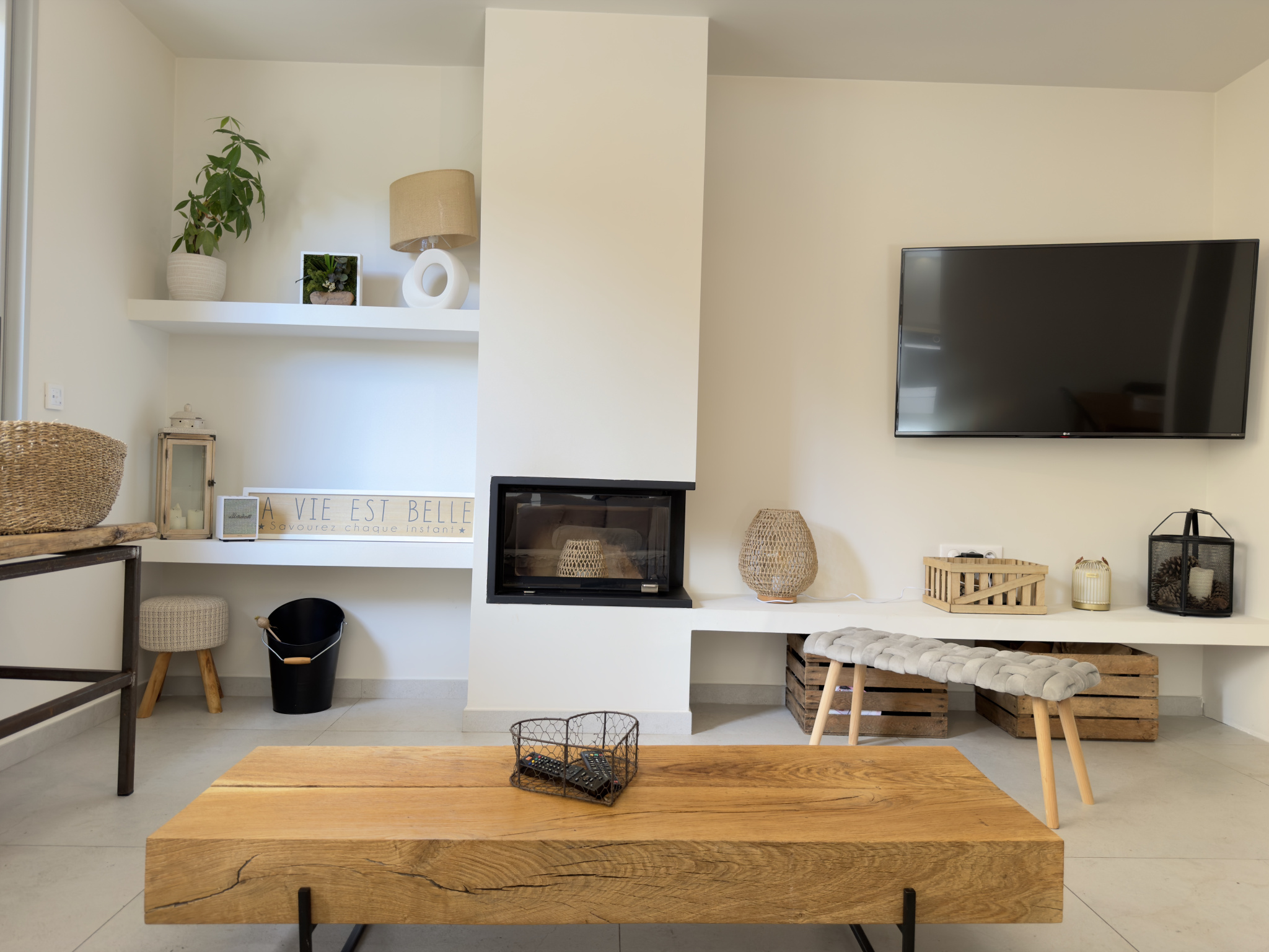 Maison de village entièrement rénovée et sa petite place privée