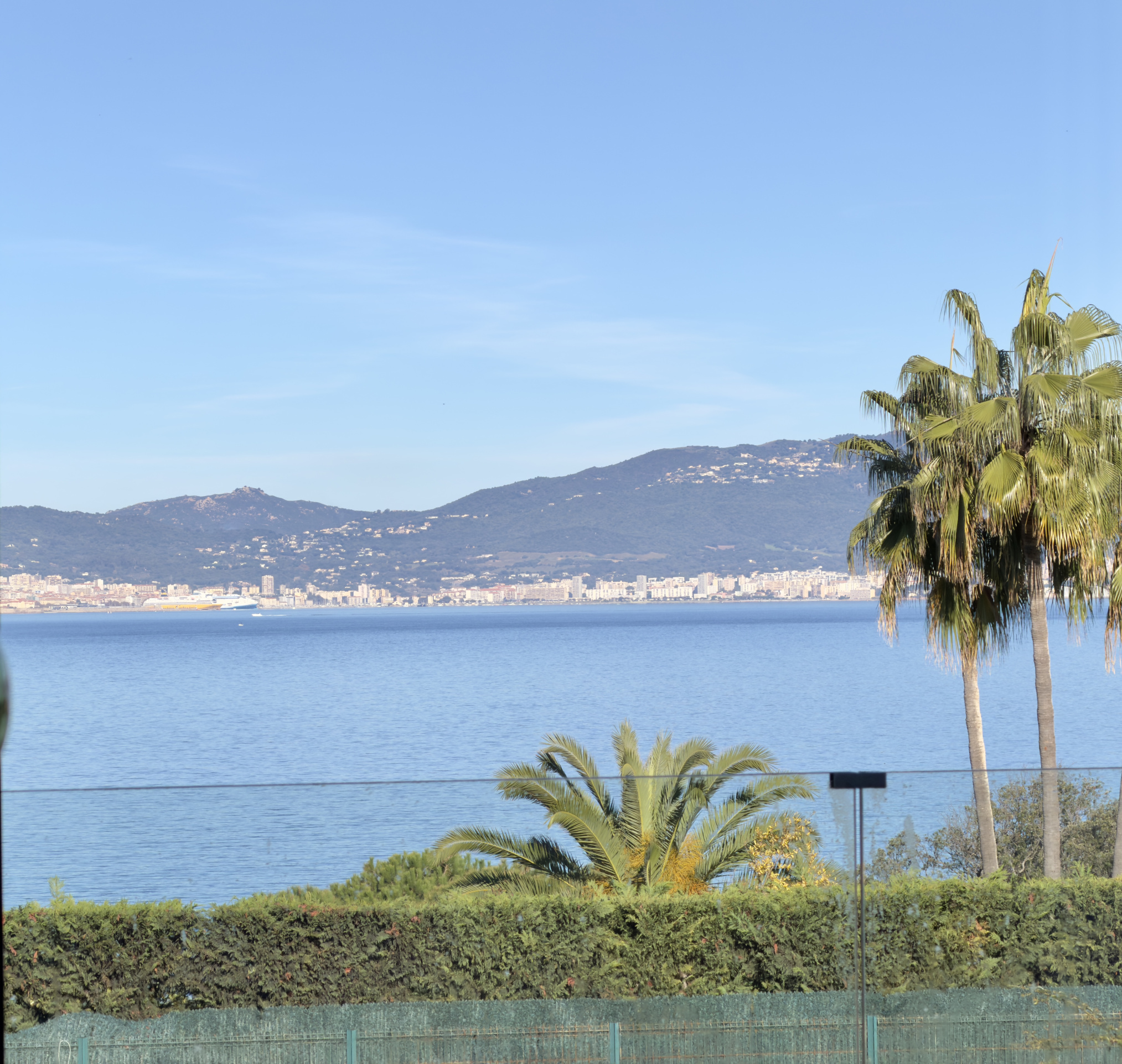 Ensemble immobilier T4+T3 vue mer à quelques pas de plage de la Stagnola