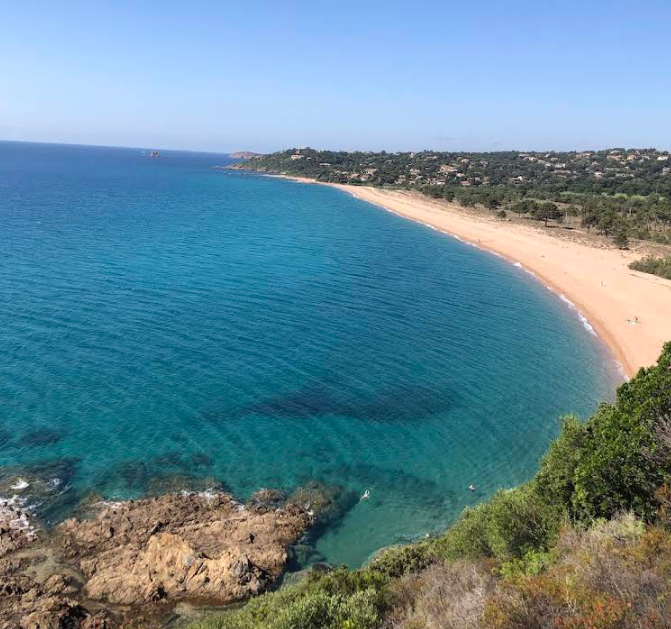 Appartement T4 Duplex-proche Pinarello-acces plage a pied