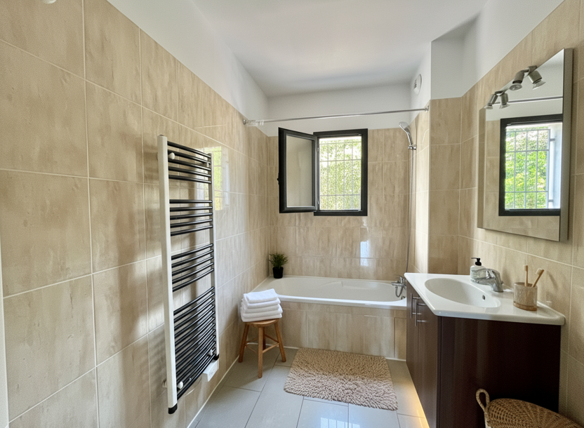 Appartement T3 à Porto-Vecchio, proche centre historique et port